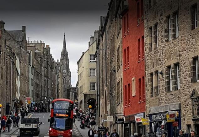 Royal Mile Famous Canongate Flat EDI Exteriér fotografie
